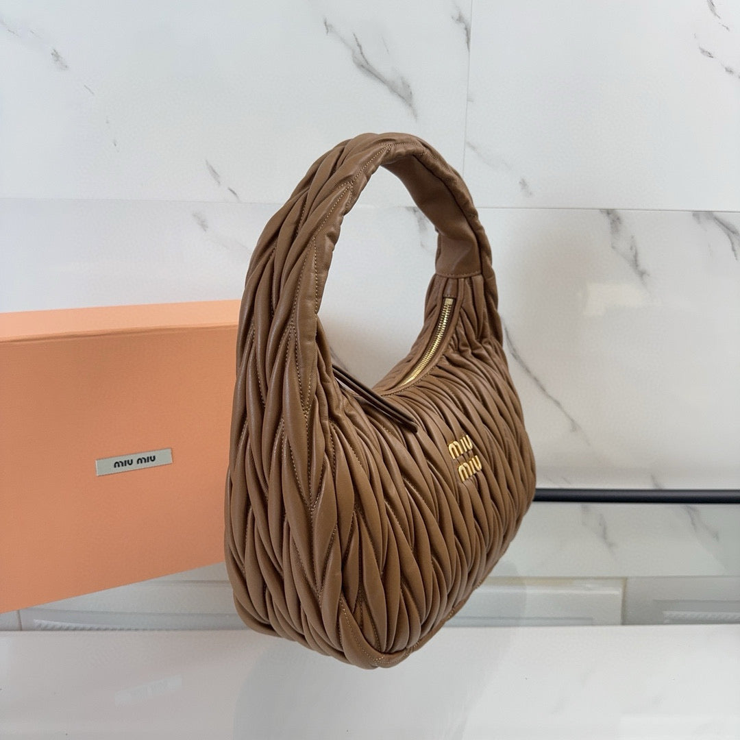 WANDER MATELASSE 29 BAG IN BROWN LAMBSKIN Amelia Bags