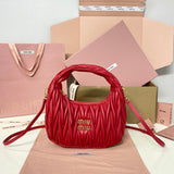 WANDER SMALL HOBO BAG 20 IN RED CALFSKIN Amelia