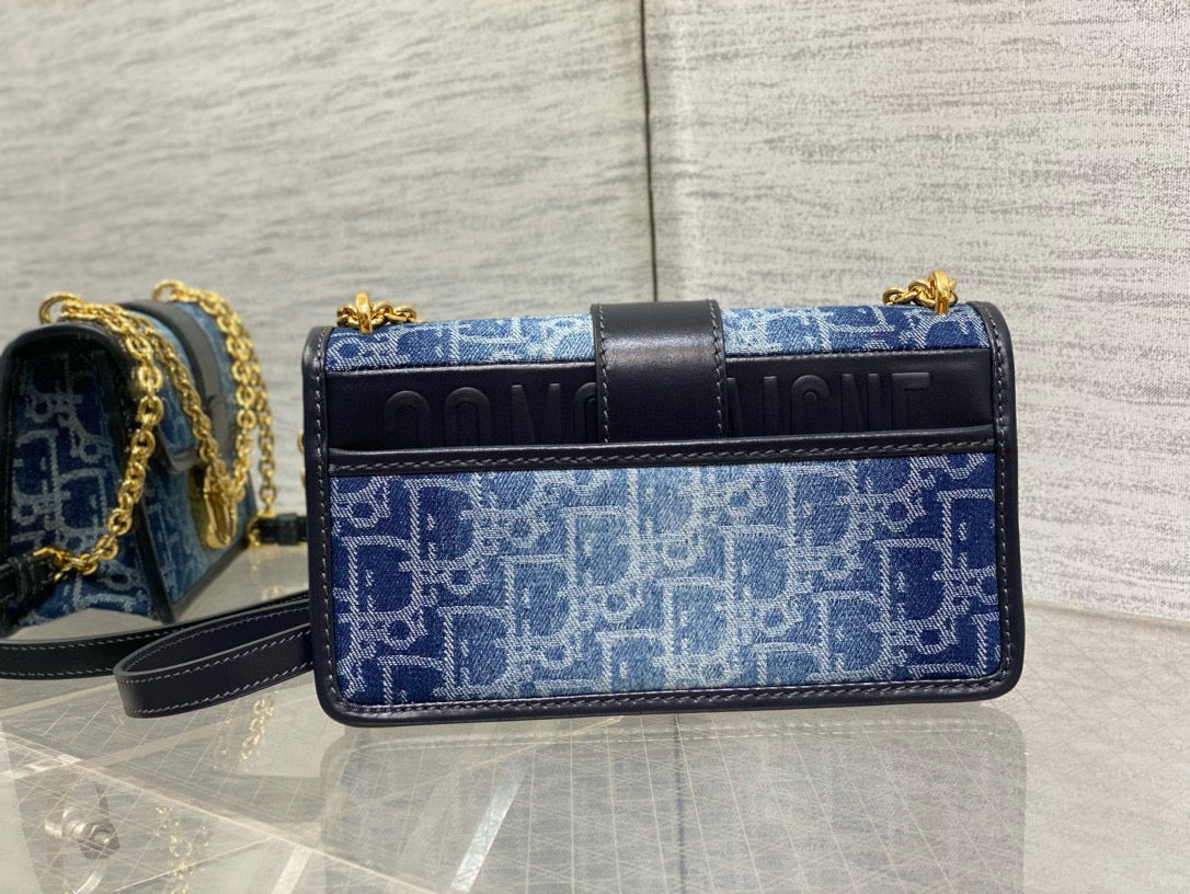 MONTAIGNE 21 BLUE JEAN EMBROIDERY Amelia