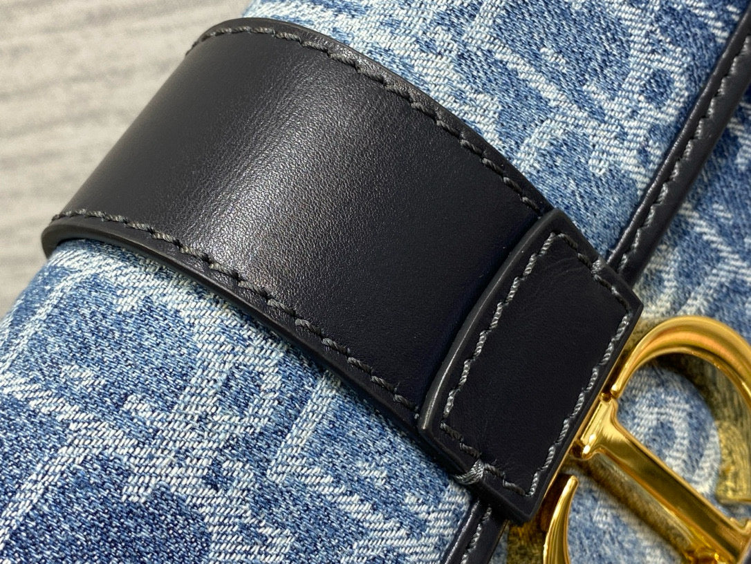 MONTAIGNE 21 BLUE JEAN EMBROIDERY Amelia