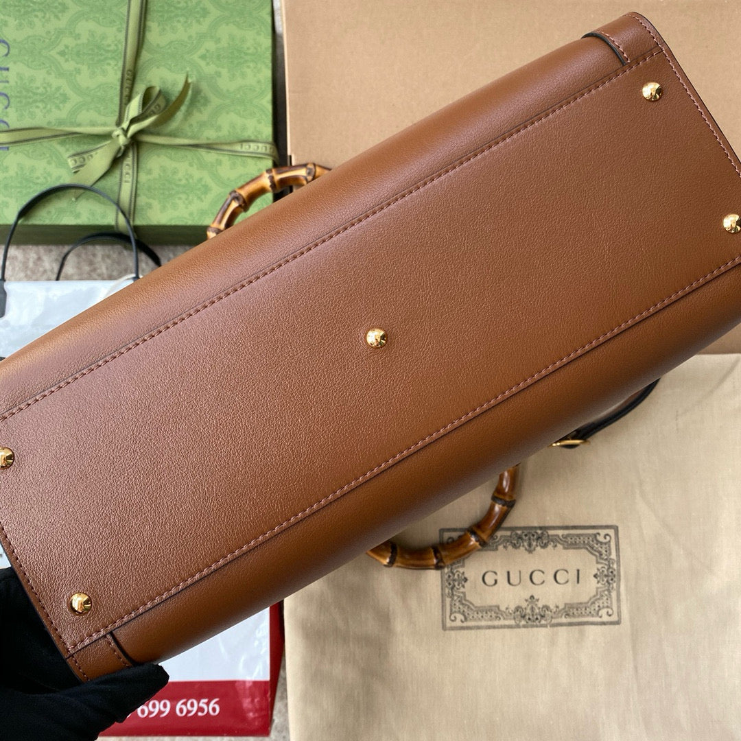 MEDIUM DIANA TOTE BAG 35 IN BROWN LACQUER CALFSKIN BAMBOO HANDLE Amelia Amelia