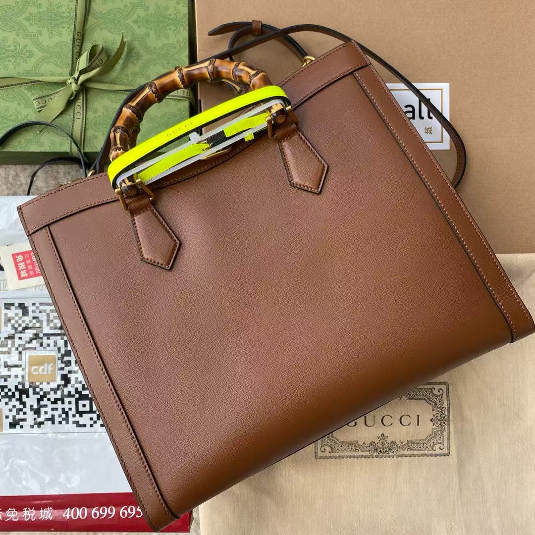 MEDIUM DIANA TOTE BAG 35 IN BROWN LACQUER CALFSKIN BAMBOO HANDLE Amelia Amelia