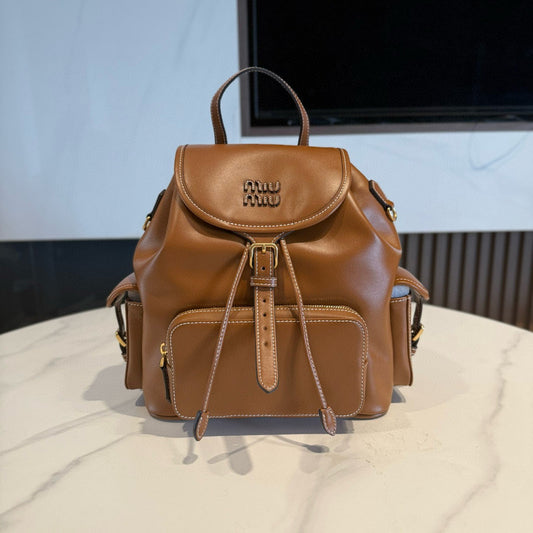 MM CLASSIC BACKPACK 30 IN CARAMEL BROWN CALFSKIN LEATHER Amelia