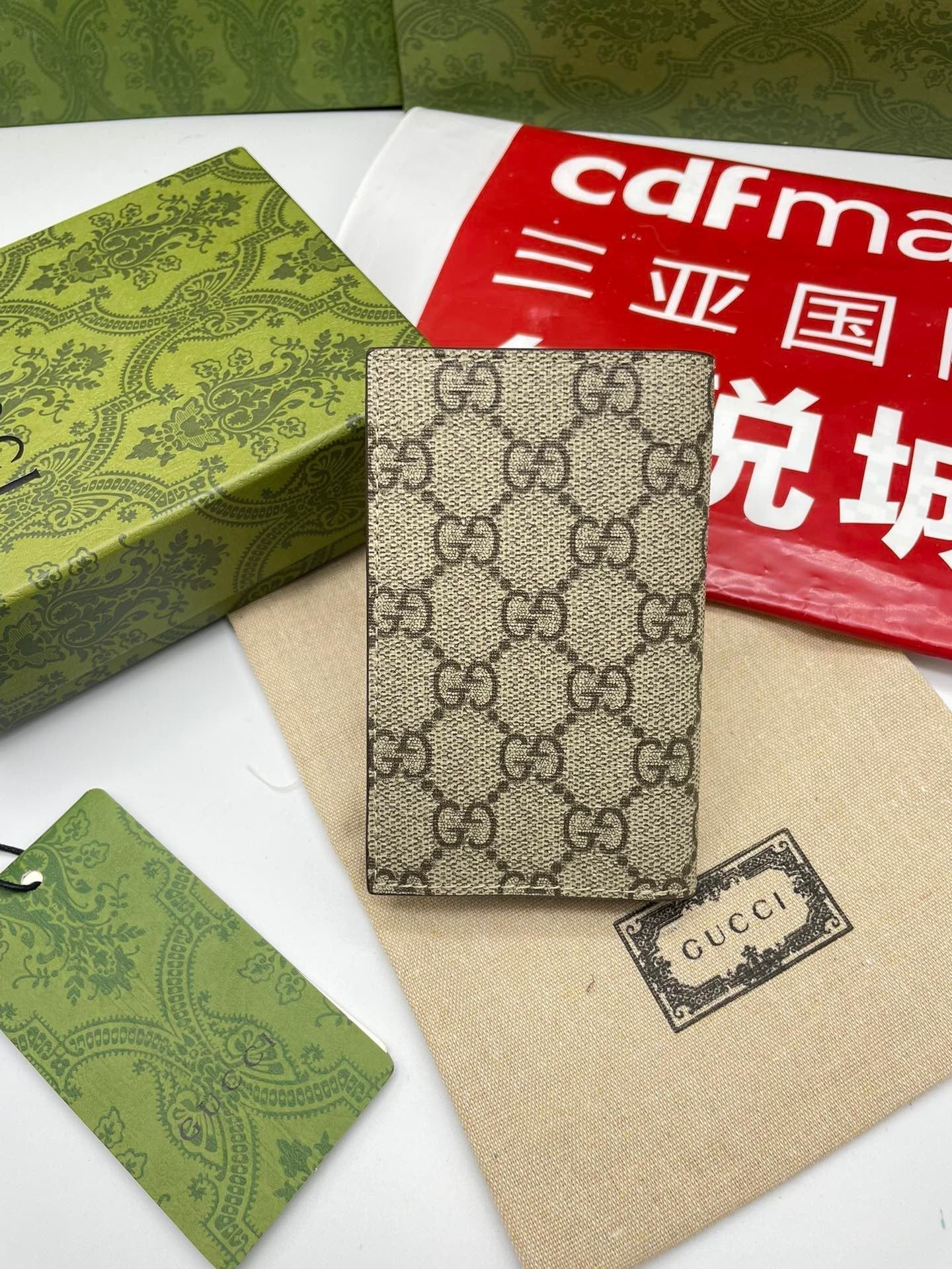 GG LONG CARD CASE IN BEIGE MIX BROWN CANVAS Amelia Amelia