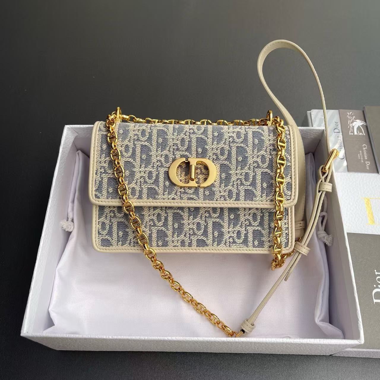 CD OBLIQUE SHOULDER BAG 18 IN BLUE AND BEIGE FABRIC GOLD-TONE CHAIN Amelia