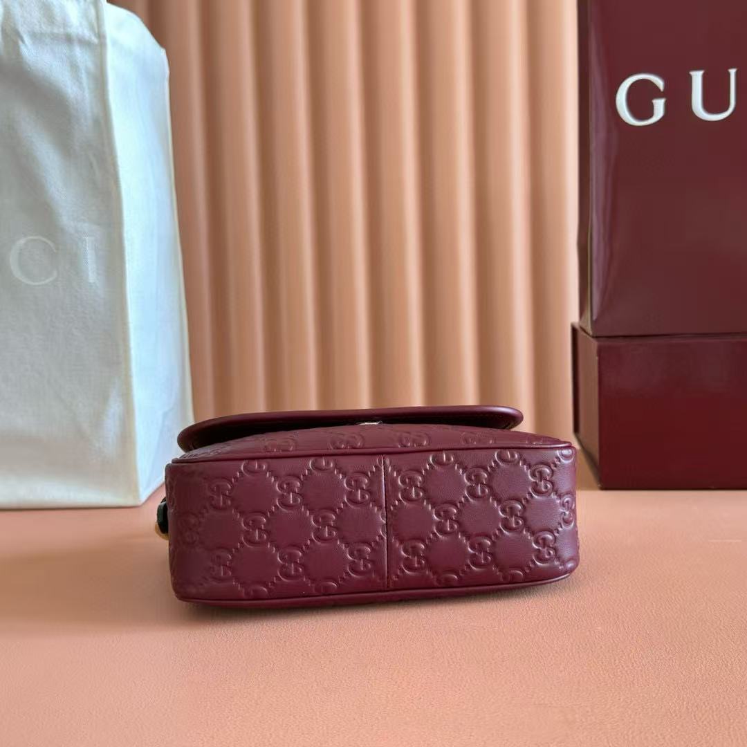 GG SHOULDER BAG 20 IN BURGUNDY RED EMBOSSED CALFSKIN Amelia