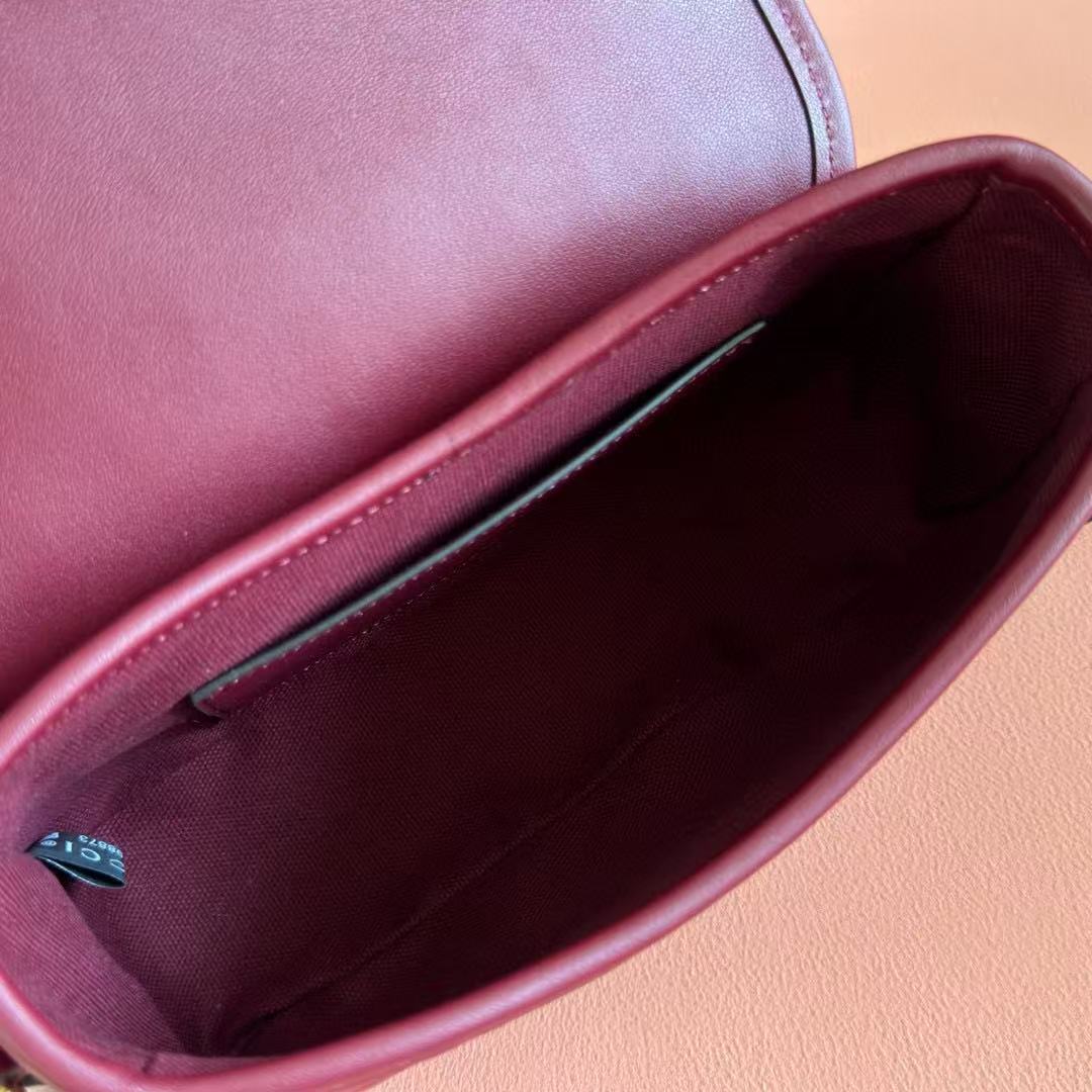 GG SHOULDER BAG 20 IN BURGUNDY RED EMBOSSED CALFSKIN Amelia
