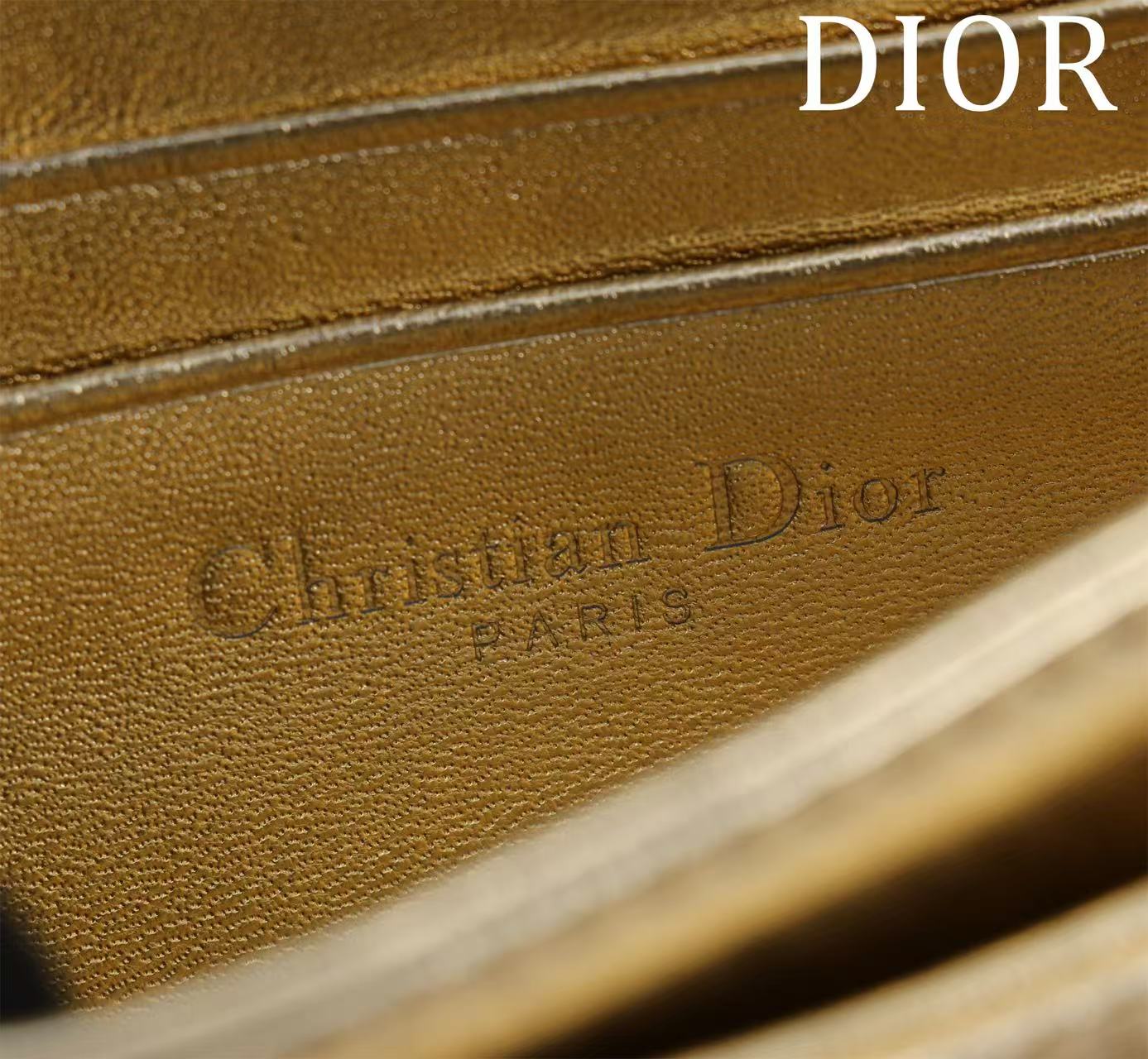 CD BAG 21 IN GOLD CALFSKIN WITH GOLD HARDWARE Amelia