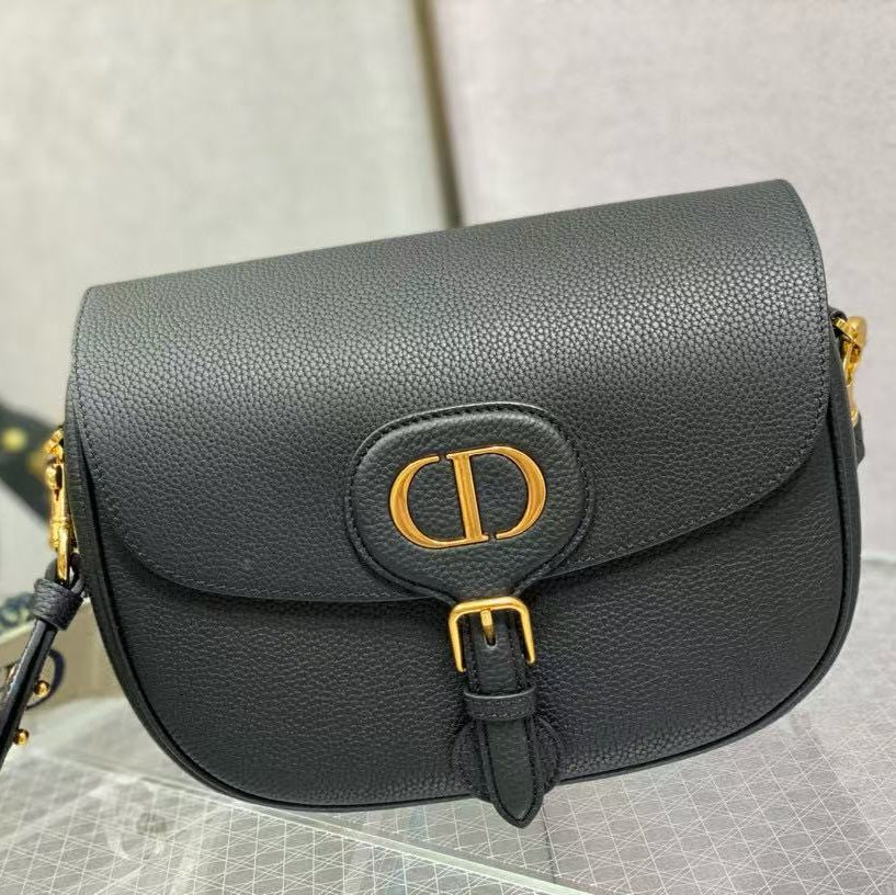 CD BOAmeliaY EAST-WEST 27 BAG IN BLACK CALFSKIN GOLD HARDWARE Amelia