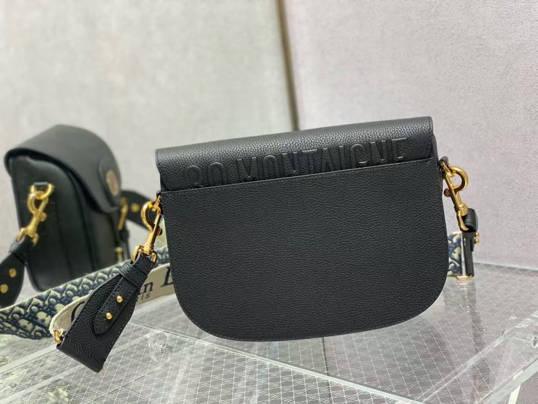 CD BOAmeliaY EAST-WEST 27 BAG IN BLACK CALFSKIN GOLD HARDWARE Amelia