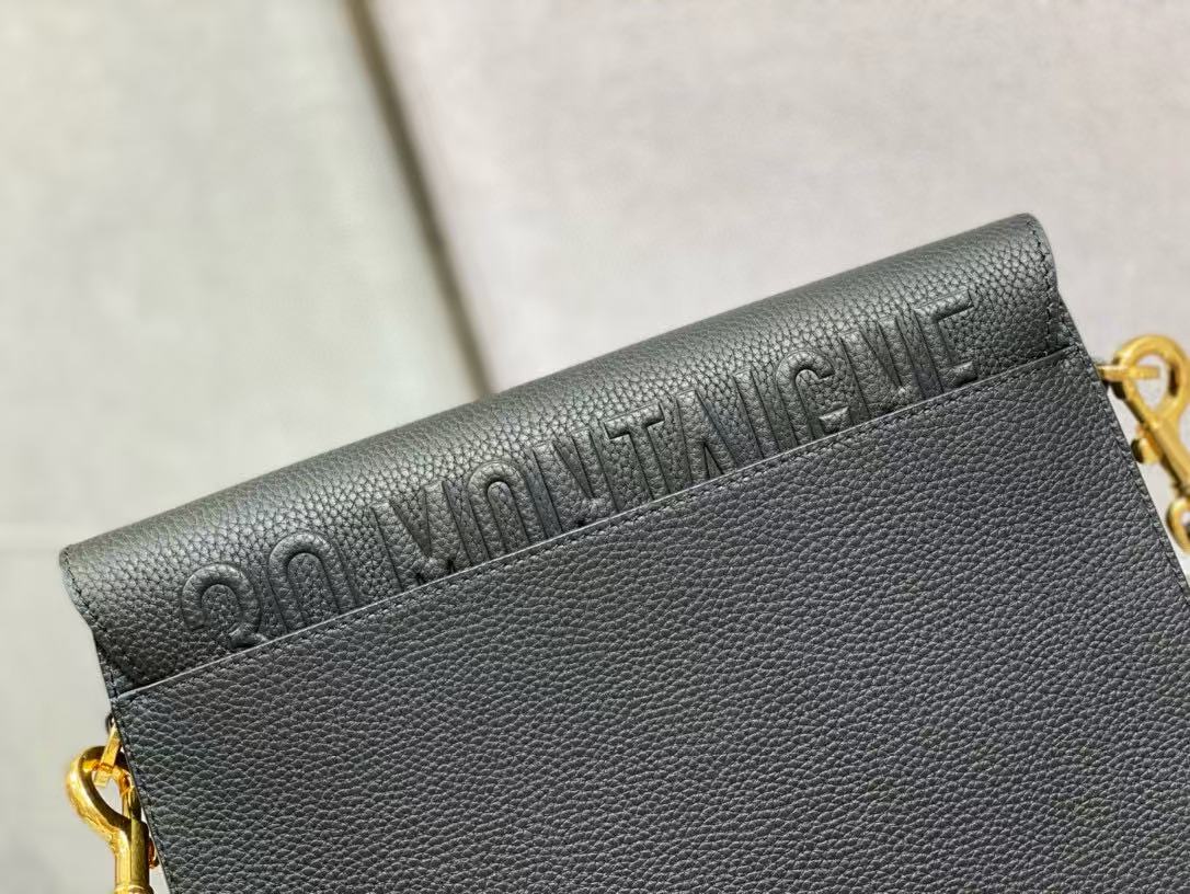 CD BOAmeliaY EAST-WEST 27 BAG IN BLACK CALFSKIN GOLD HARDWARE