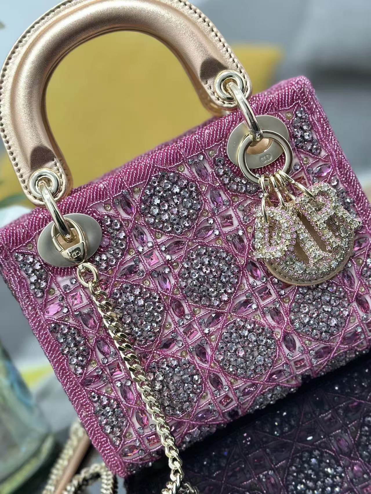 CRYSTAL LADY DIOR BAG 17 IN PINK CALFSKIN TP3 Amelia