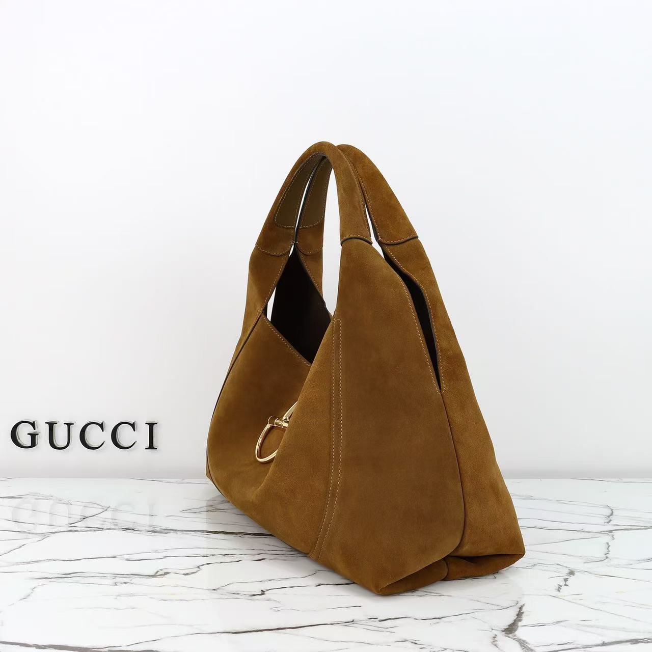 SOFTBIT MAXI SHOULDER BAG 46 IN SADDLE BROWN SUEDE Amelia