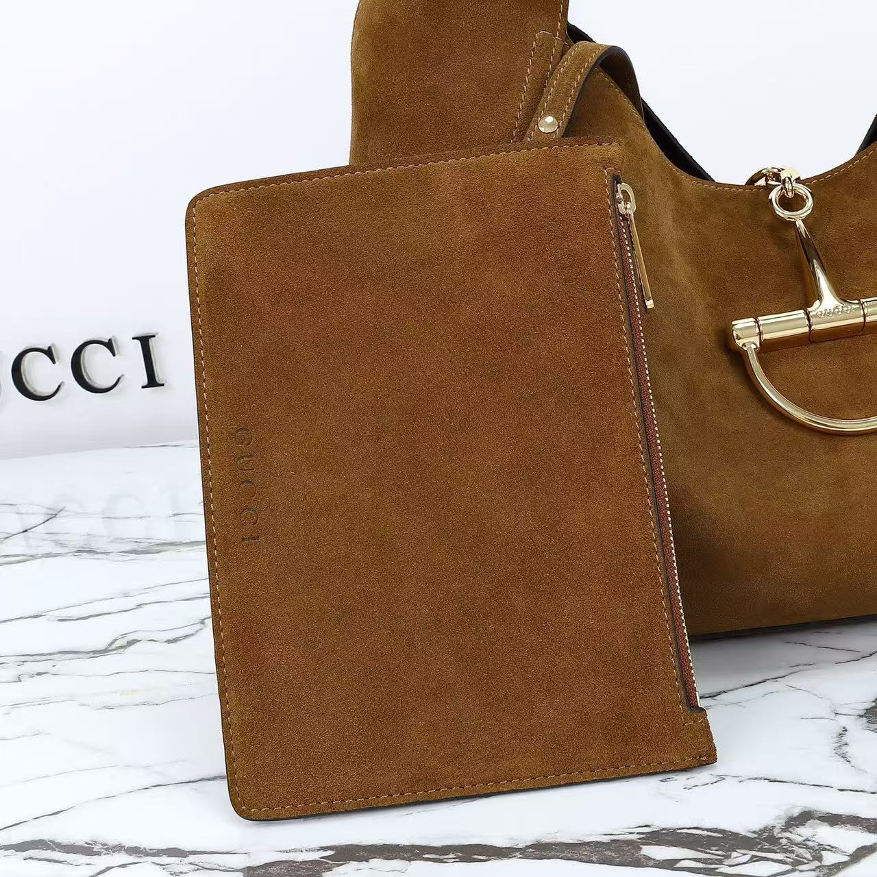 SOFTBIT MAXI SHOULDER BAG 46 IN SADDLE BROWN SUEDE Amelia