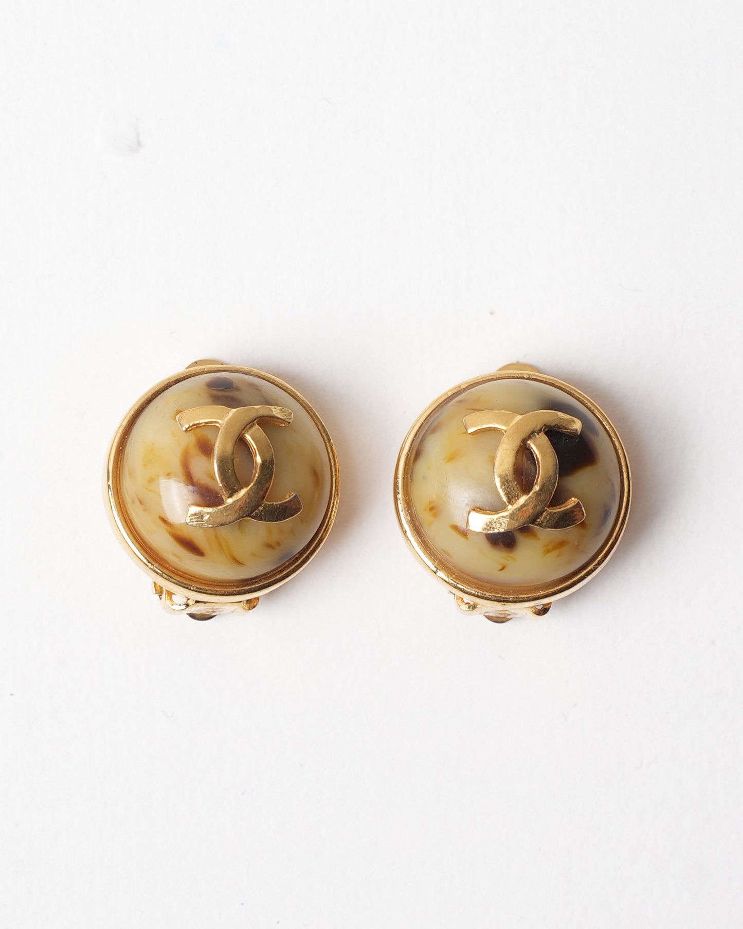 Chanel Gold Plated since 1980 Earring