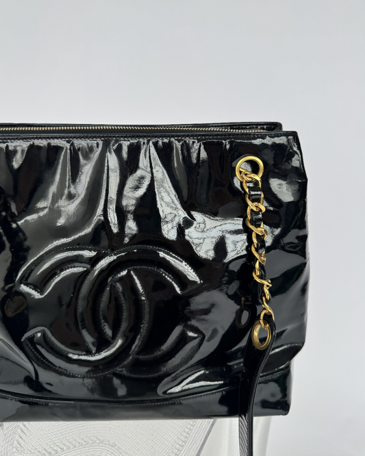 Chanel Chain Tote bag In Patent Leather