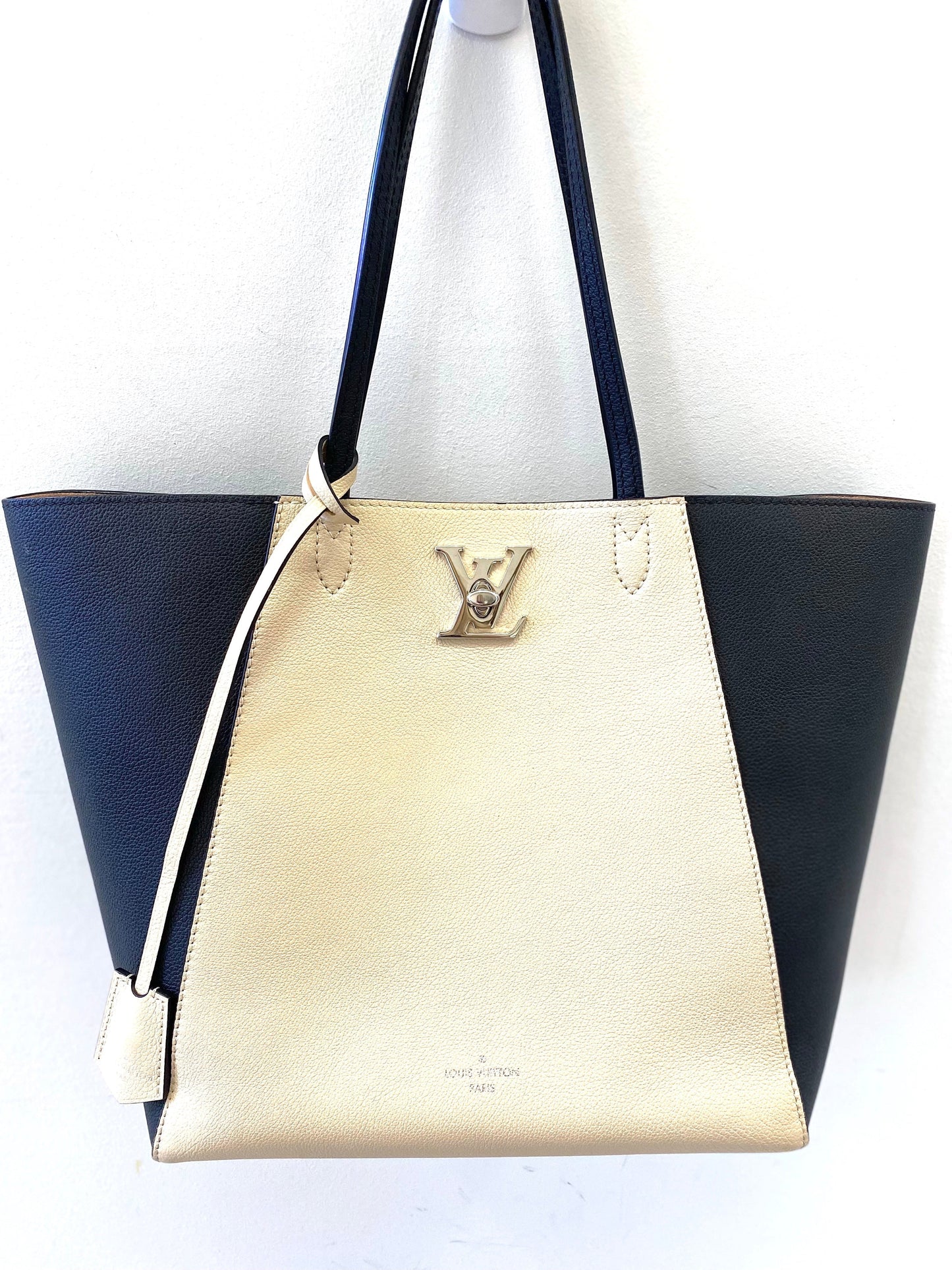 LU VI -  LOCKME CABAS LEATHER TOTE BAG
