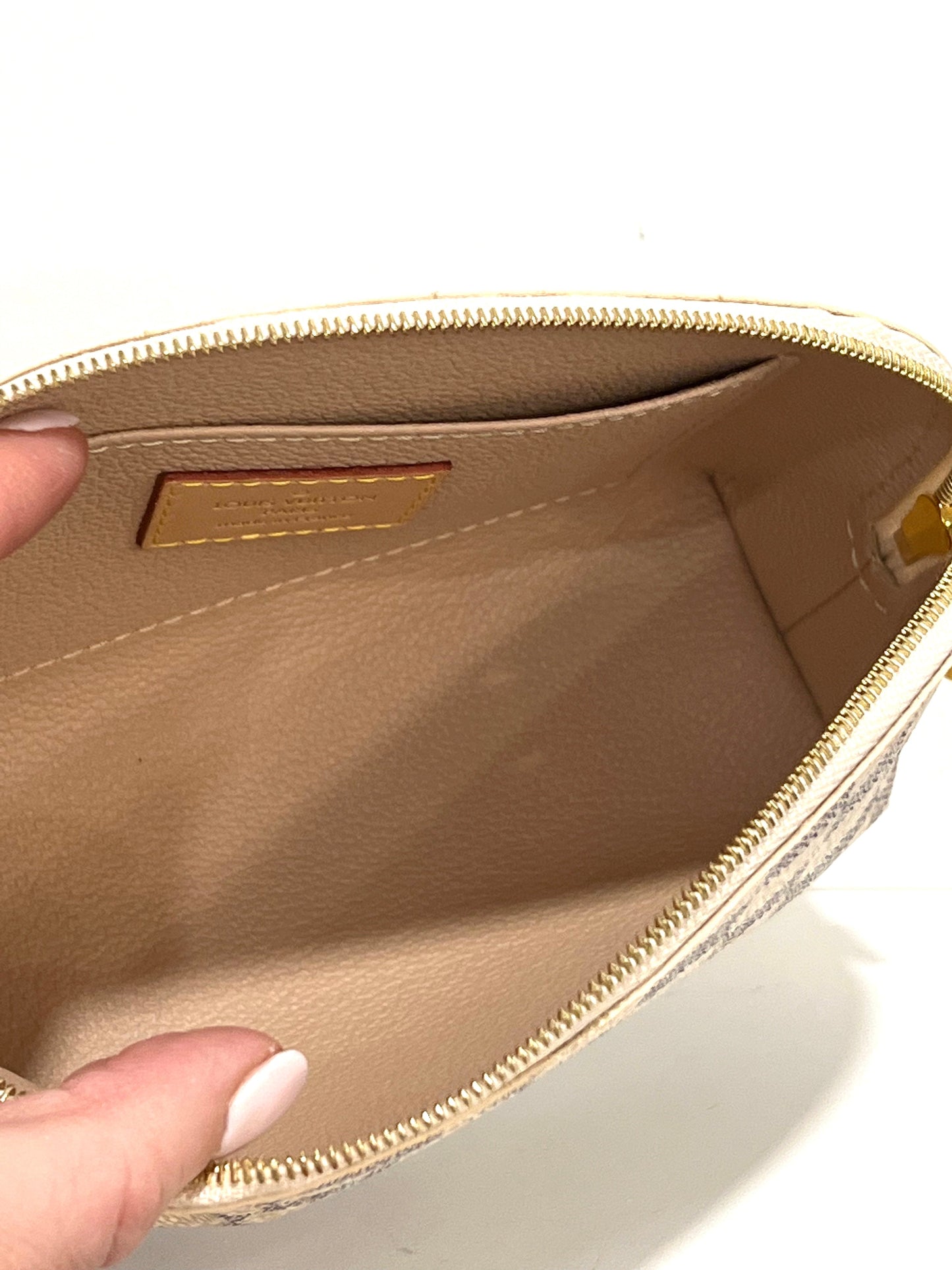 LU VI -  DAMIER AZUR COSMETIC POUCH
