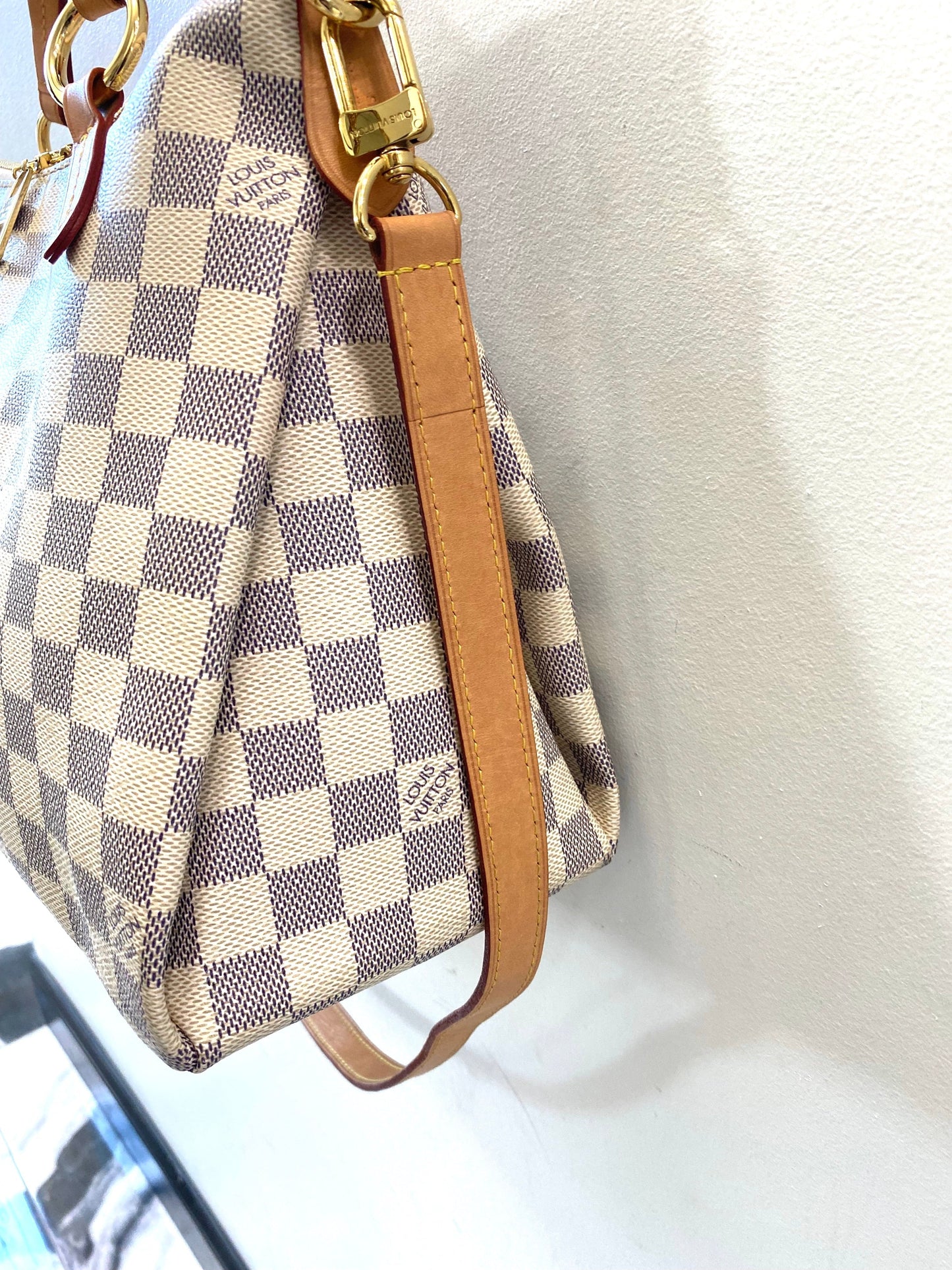 LU VI -  DAMIER AZUR LYMINGTON SHOULDER BAG