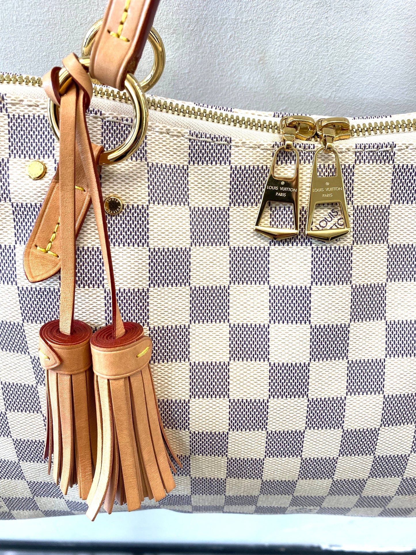 LU VI -  DAMIER AZUR LYMINGTON SHOULDER BAG
