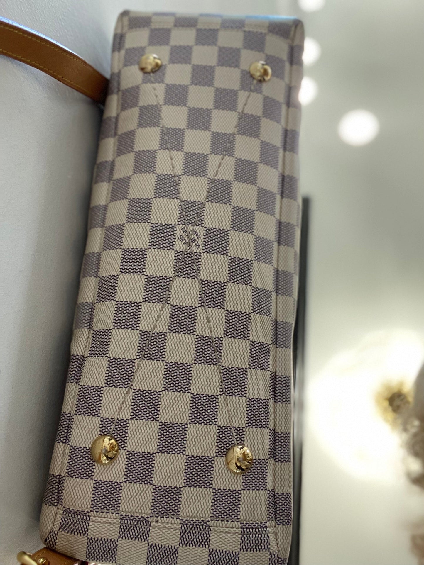 LU VI -  DAMIER AZUR LYMINGTON SHOULDER BAG