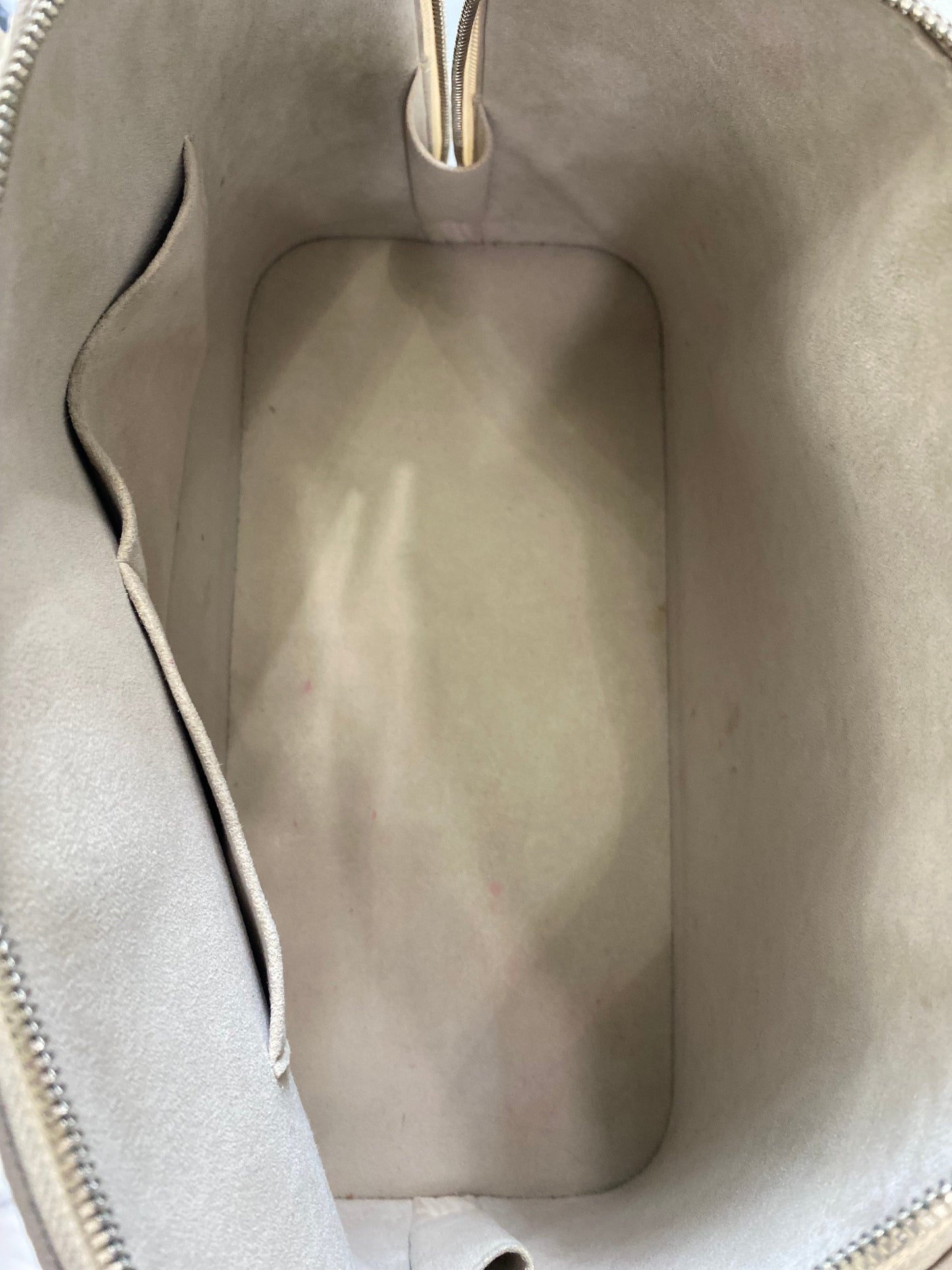 LU VI -  EPI LEATHER ALMA GM IVORY