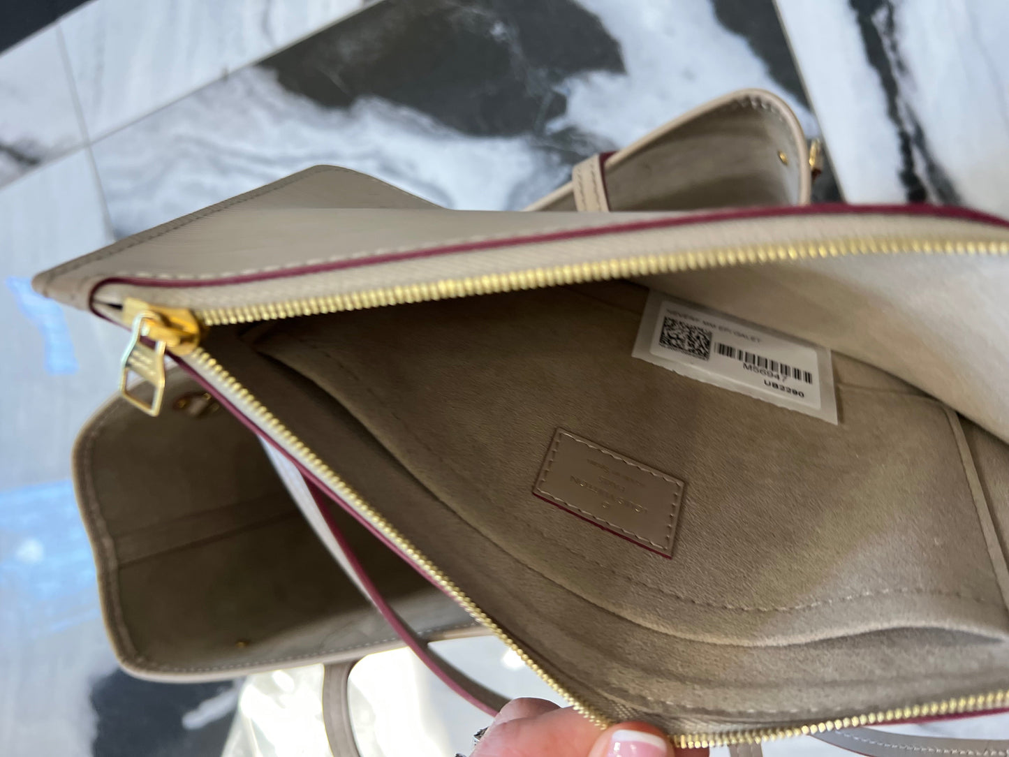 LU VI -  EPI LEATHER NEVERFULL MM TOTE BAG GALET