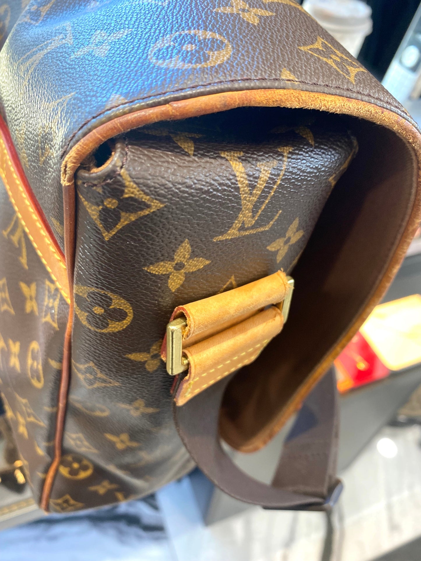 LU VI -  MONOGRAM ABBESSES MESSENGER BAG