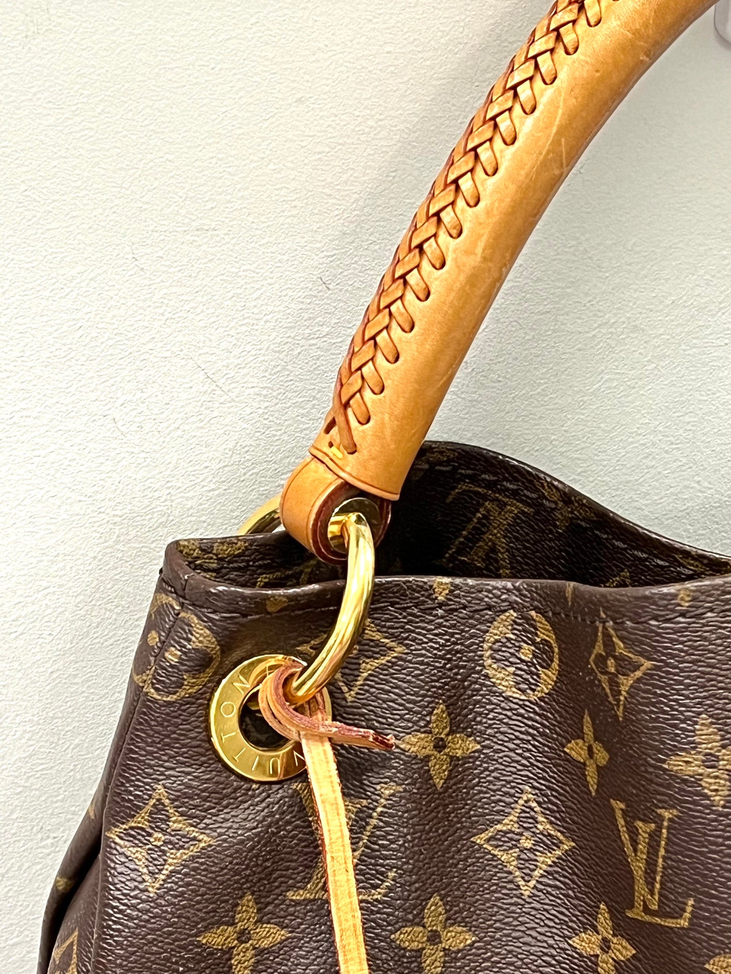 LU VI -  MONOGRAM ARTSY MM BAG