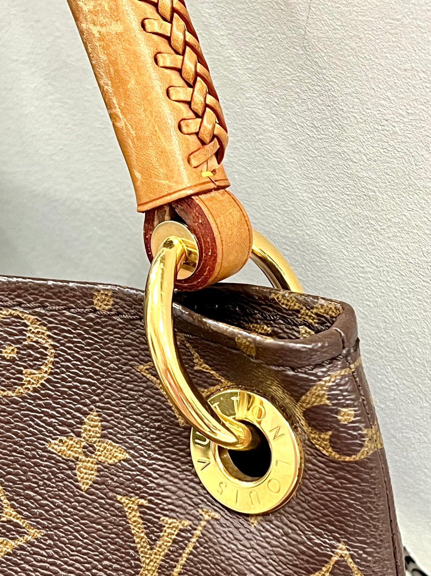LU VI -  MONOGRAM ARTSY MM BAG