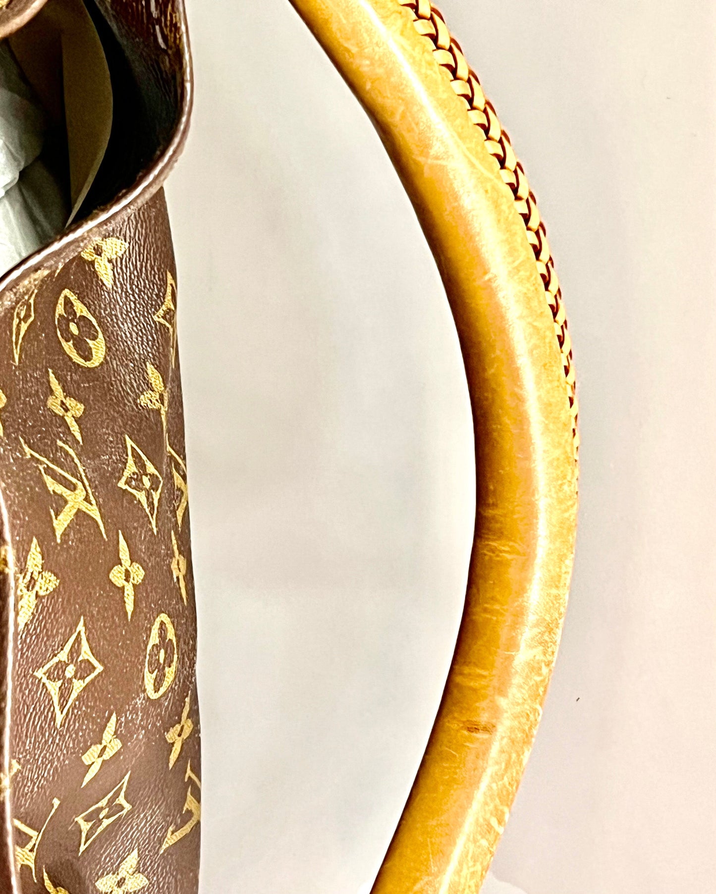 LU VI -  MONOGRAM ARTSY MM BAG