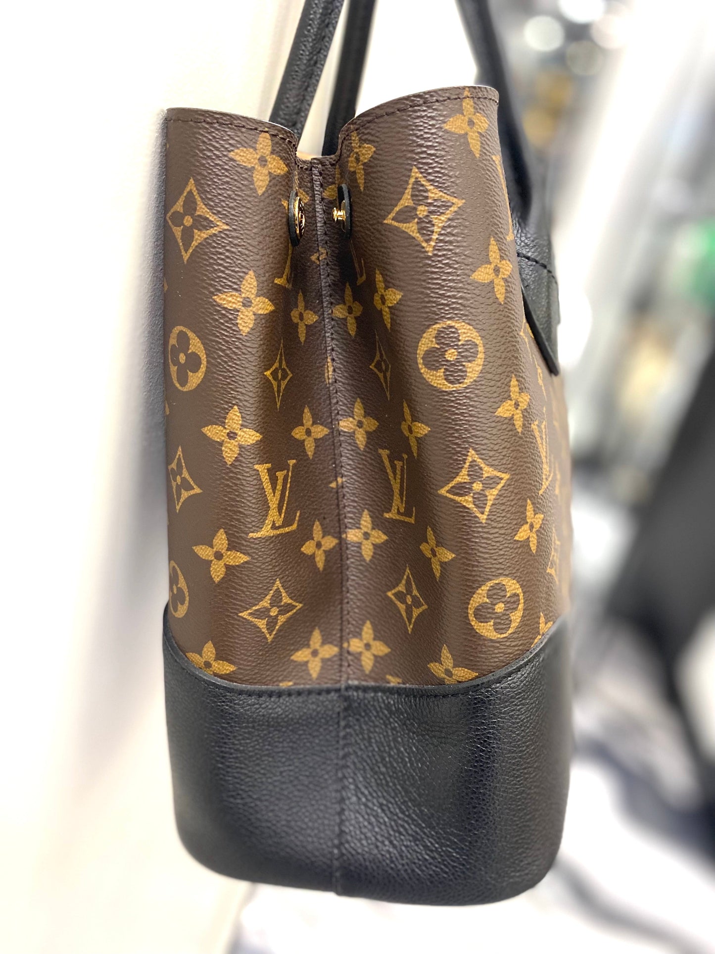 LU VI -  FLANDRIN MONOGRAM HANDBAG