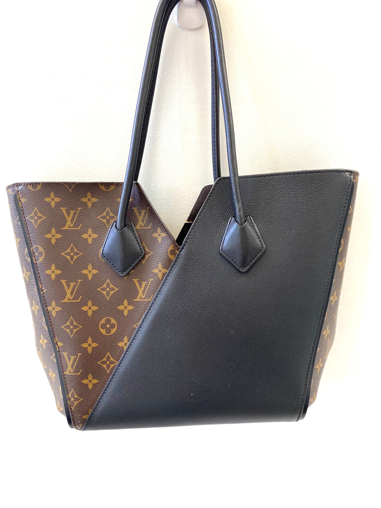 LU VI -  KIMONO MONOGRAM HANDBAG MM