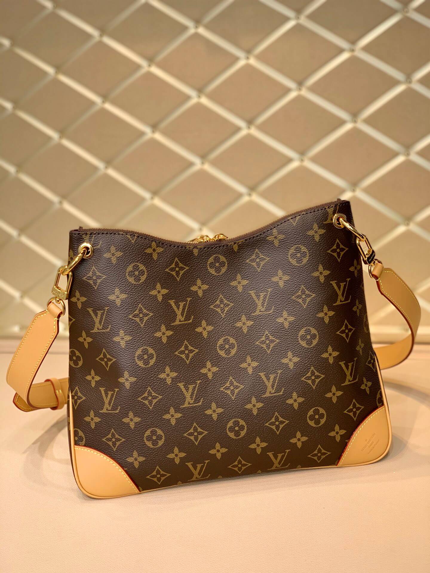 M45355 ODÉON MM Monogram shoulder bag Khaki 31cm