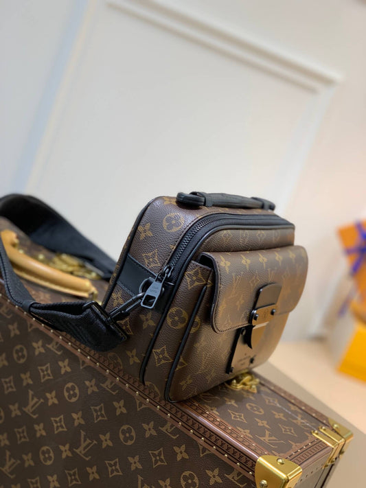 M45806 S LOCK MESSENGER Monogram Macassar black man bag Sac Plat shoulder bag