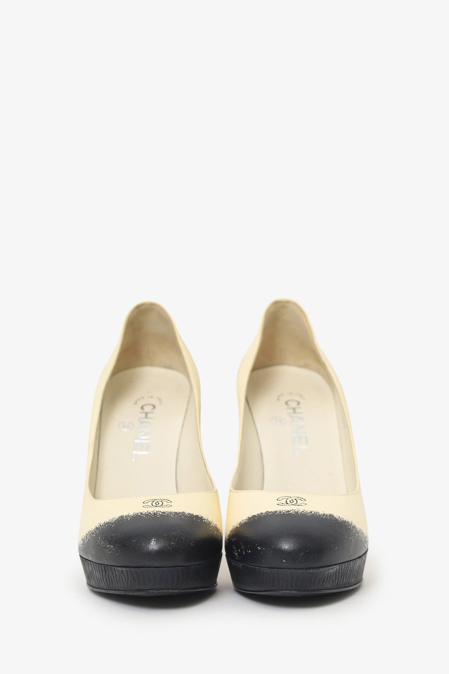 Chanel™ Beige/Black Leather CC Platform Pumps Size 38.5