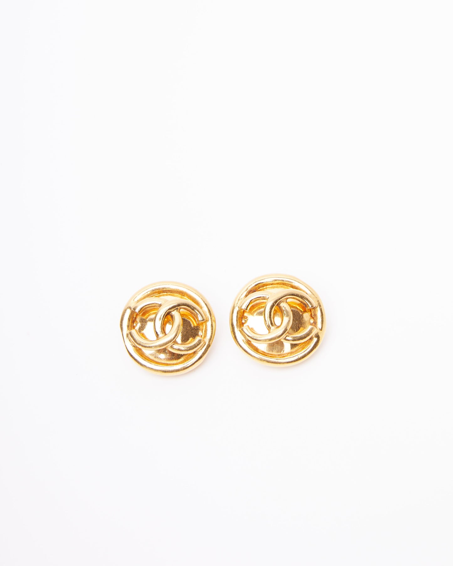 Chanel Gold Earring