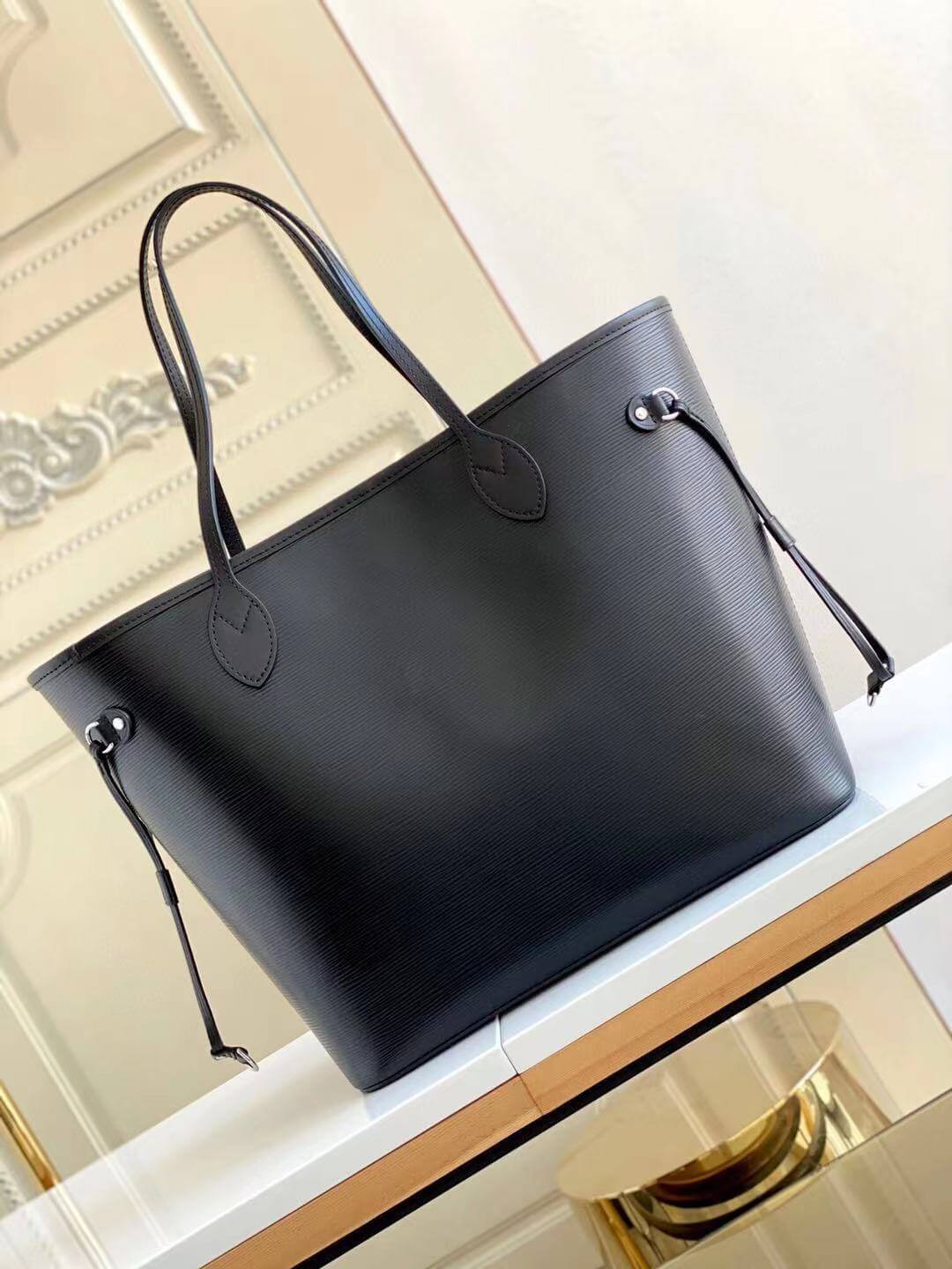 SAC NEVERFULL MM M40932 black Noir Epi Leather