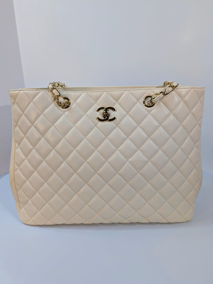 Chanel White Classic Shopping Tote (GST successor) Turnlock Bag