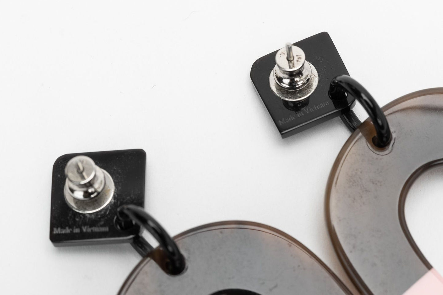 Hermes Isthme Pierced Earrings Rose
