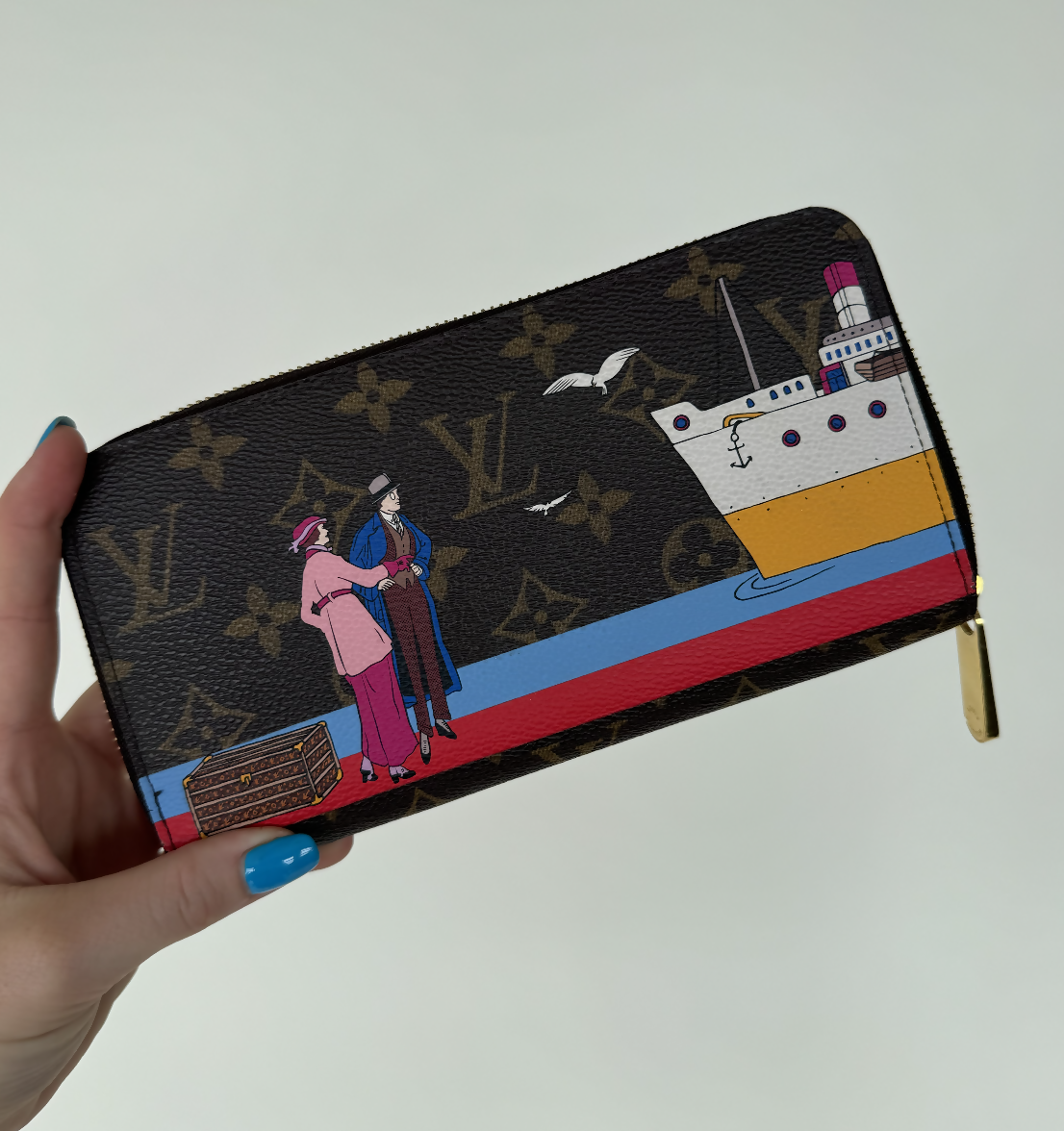 Louis Vuitton 2016 Holiday Zippy Wallet in Damier Azur