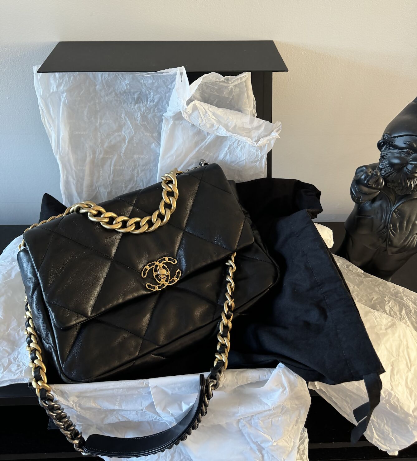 Chanel 19 Medium, Black Lambskin Leather - FULL SET