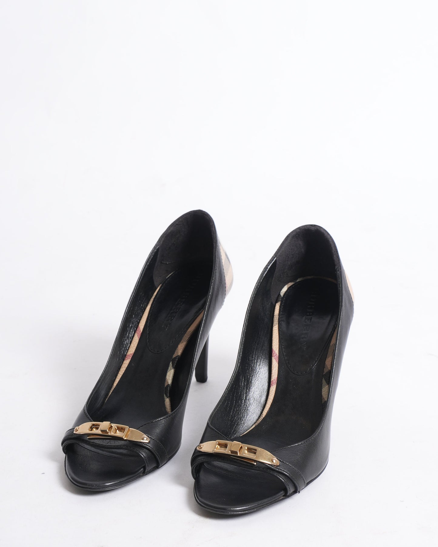 Burberry peep toe heels in black