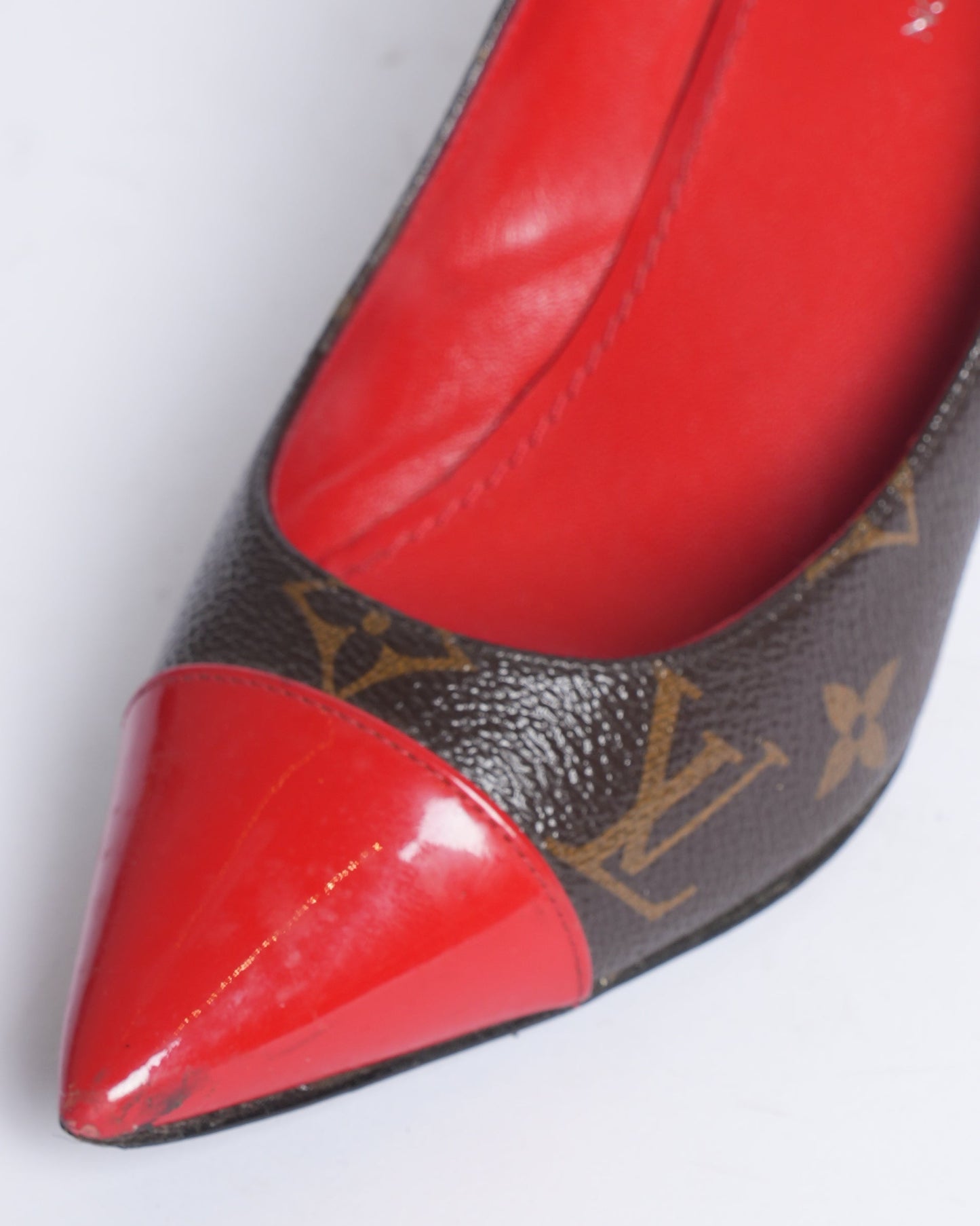 Louis Vuitton Red heels