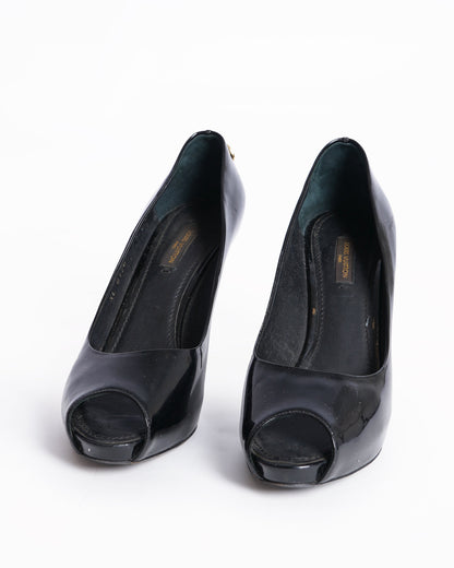 Louis vuitton black peep toe heels