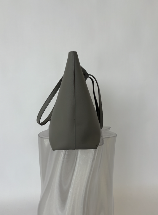 Saint Laurent Shopping Saint Laurent in Leather Storm