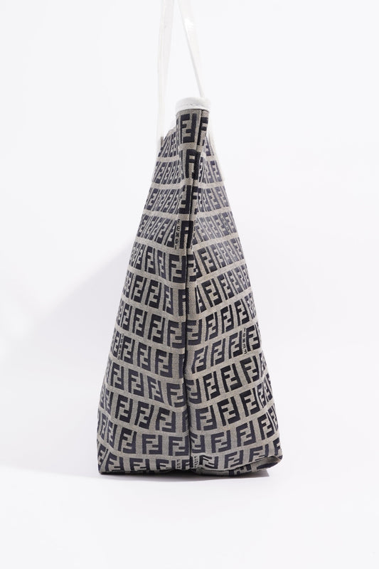 Fendi Zucchino Tote Bag Beige / Black Canvas