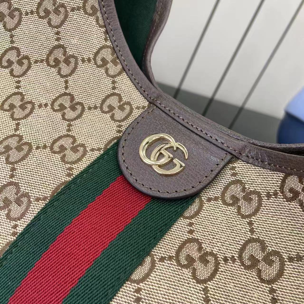 GUCCI GIGLIO TOTE BAG 60 IN BEIGE AND GREEN CANVAS Amelia Amelia