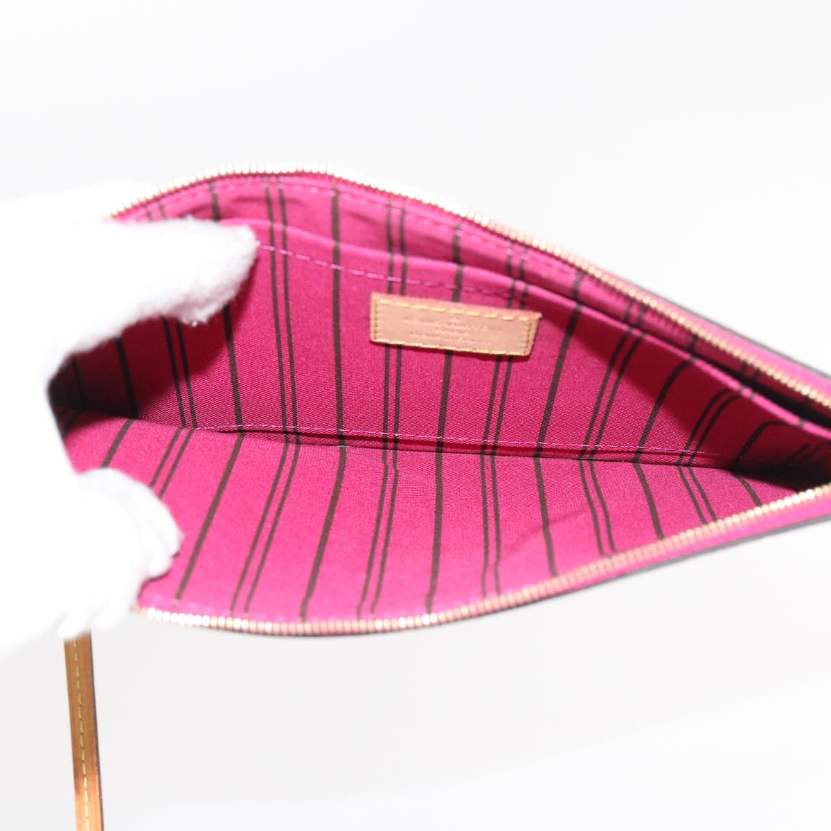 Louis Vuitton Pochette Accessoires  Canvas Clutch Bag