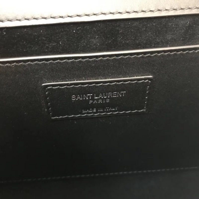 Amelia - YSL Bag - 3856
